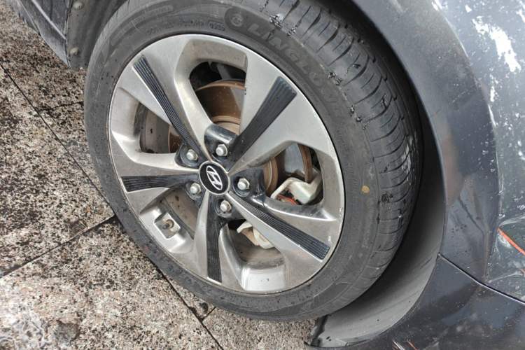 Used Hyundai Lafesta 2019 280TGDi Smart Speed Version China VI Standard Right Front Wheel Hub