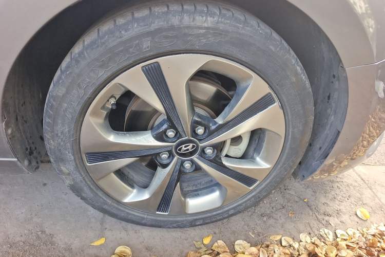 Used Hyundai Lafesta 2019 280TGDi Sport Edition China VI Right Front Wheel Hub