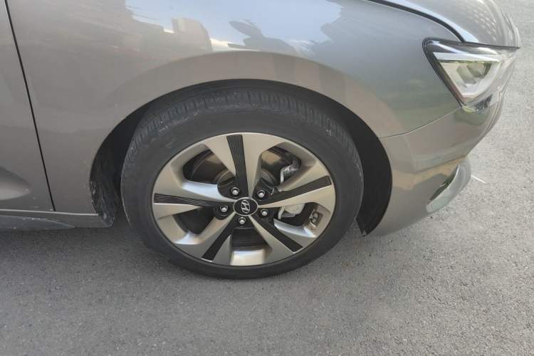 Used Hyundai Lafesta 2019 280TGDi Smart Speed Version China V Standard Right Front Wheel Hub
