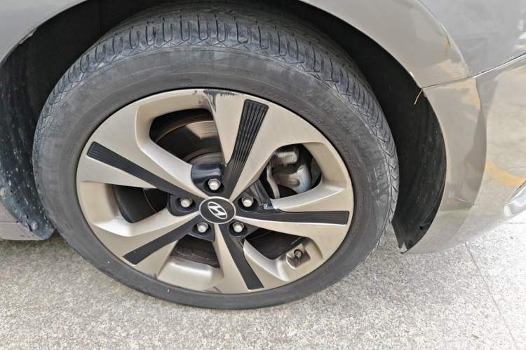 Used Hyundai Lafesta 2019 280TGDi Sport Edition China V Standard Right Front Wheel Hub