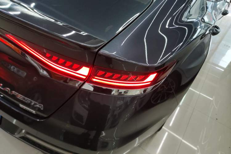 Used Hyundai Lafesta 2019 280TGDi Smart Speed Version China VI Standard Right Rear Taillight