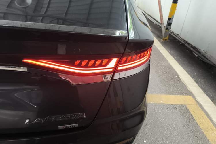 Used Hyundai Lafesta 2019 280TGDi Smart Edition China VI Standard Right Rear Taillight