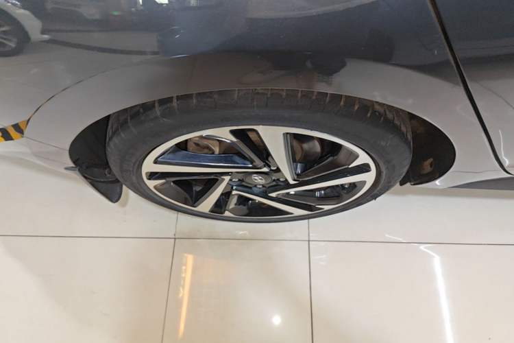 Used Hyundai Lafesta 2019 280TGDi Smart Edition China VI Standard Right Rear Wheel Hub