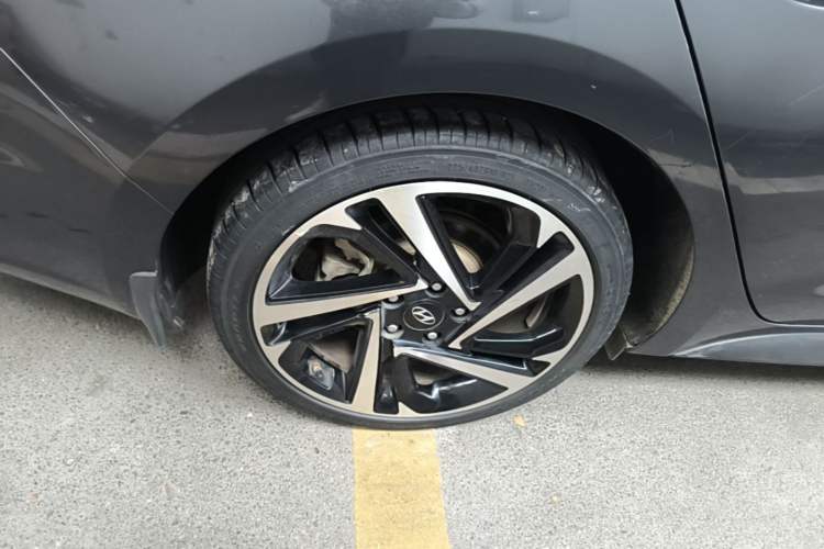 Used Hyundai Lafesta 2019 280TGDi Smart Edition China VI Standard Right Rear Wheel Hub
