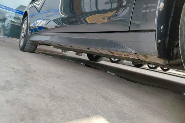 Used Hyundai Lafesta 2019 280TGDi Smart Speed Version China VI Standard Right Side Sill