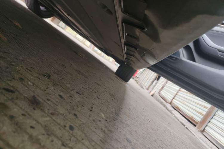 Used Hyundai Lafesta 2019 280TGDi Smart Speed Version China VI Standard Right Side Sill