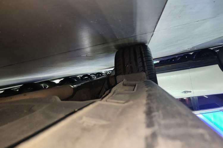 Used Hyundai Lafesta 2019 280TGDi Sport Edition China VI Right Side Sill