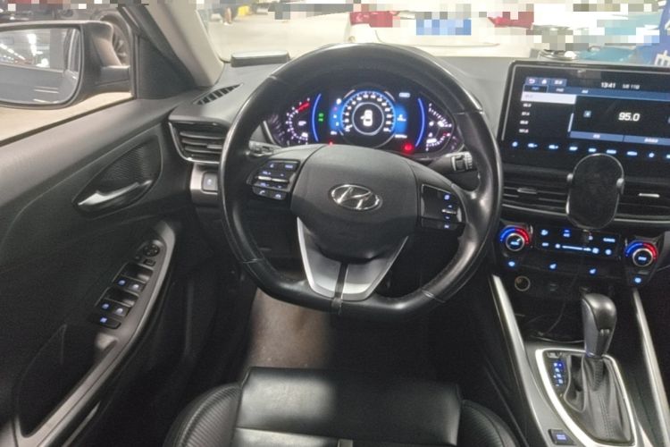 Used Hyundai Lafesta 2019 280TGDi Smart Speed Version China VI Standard Steering Wheel