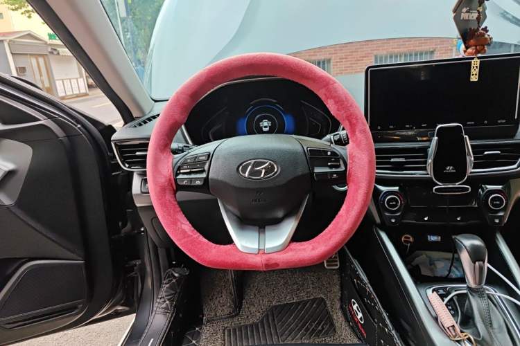 Used Hyundai Lafesta 2019 280TGDi Smart Speed Version China VI Standard Steering Wheel