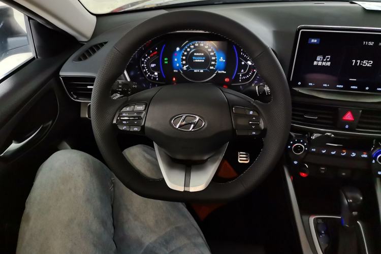 Used Hyundai Lafesta 2019 280TGDi Sport Edition China VI Steering Wheel
