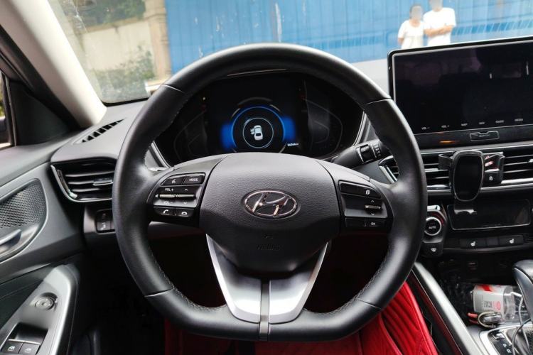 Used Hyundai Lafesta 2019 280TGDi Smart Speed Version China V Standard Steering Wheel