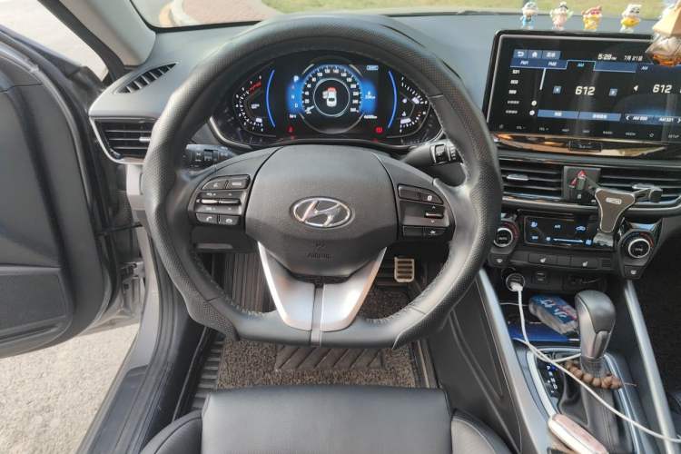 Used Hyundai Lafesta 2019 280TGDi Smart Speed Version China V Standard Steering Wheel