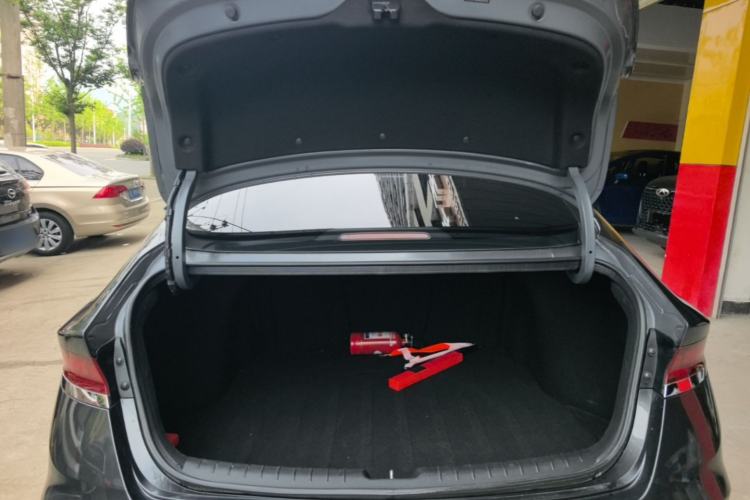 Used Hyundai Lafesta 2019 280TGDi Sport Edition China V Standard Trunk