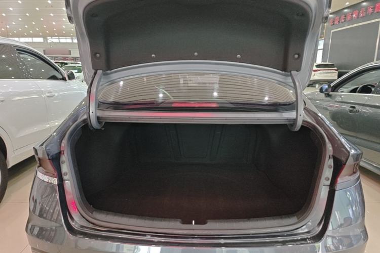Used Hyundai Lafesta 2019 280TGDi Sport Edition China V Standard Trunk