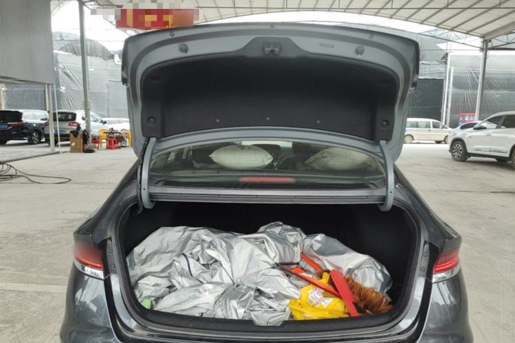 Used Hyundai Lafesta 2019 280TGDi Smart Speed Version China VI Standard Trunk