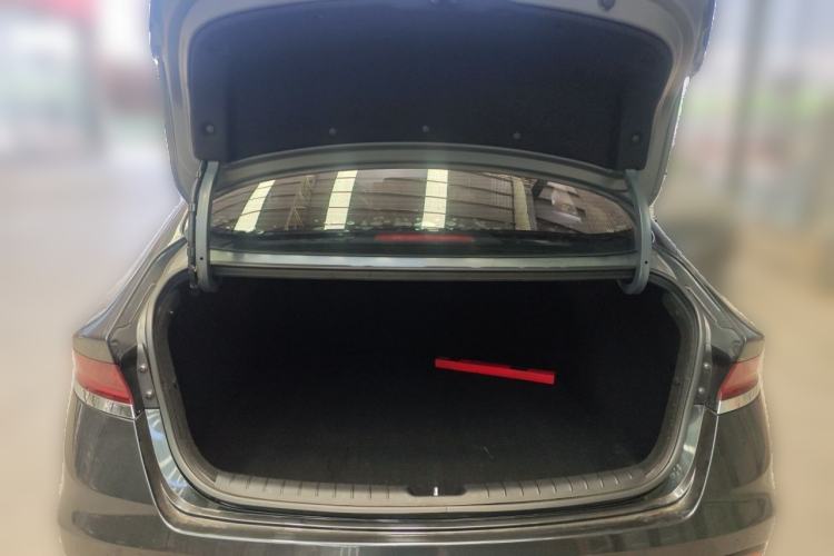 Used Hyundai Lafesta 2019 280TGDi Smart Speed Version China VI Standard Trunk