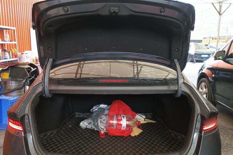 Used Hyundai Lafesta 2019 280TGDi Smart Speed Version China VI Standard Trunk