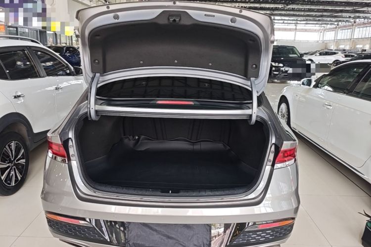 Used Hyundai Lafesta 2019 280TGDi Sport Edition China V Standard Trunk