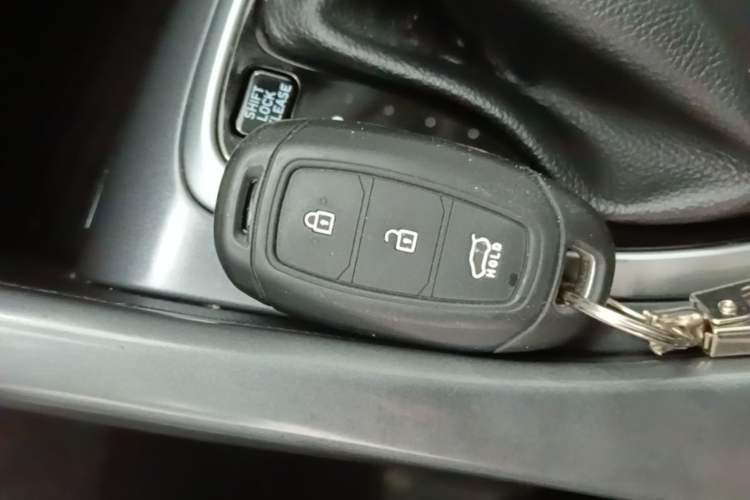 Used Hyundai Lafesta 2019 280TGDi Smart Speed Version China VI Standard Vehicle Key