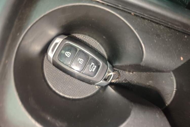 Used Hyundai Lafesta 2019 280TGDi Smart Speed Version China VI Standard Vehicle Key
