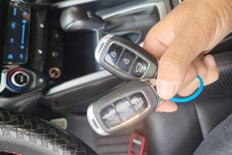 Used Hyundai Lafesta 2019 280TGDi Smart Speed Version China VI Standard Vehicle Key