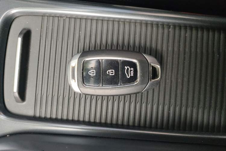 Used Hyundai Lafesta 2019 280TGDi Smart Speed Version China VI Standard Vehicle Key