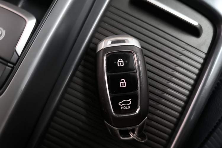 Used Hyundai Lafesta 2019 280TGDi Smart Edition China VI Standard Vehicle Key