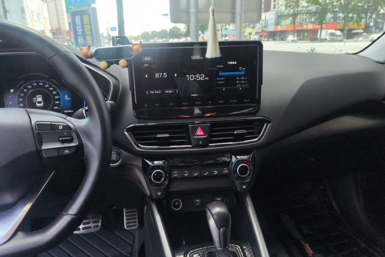 Used Hyundai Lafesta 2019 280TGDi Sport Edition China VI Audio And AC Panel