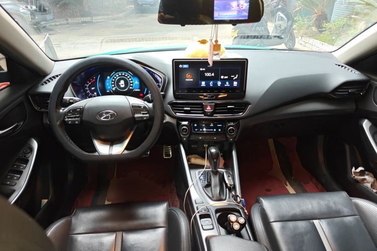 Used Hyundai Lafesta 2019 280TGDi Smart Edition China VI Standard Center Console