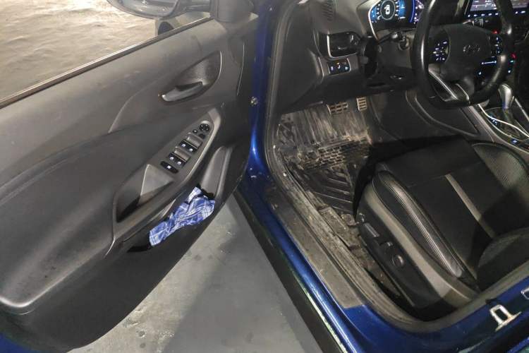 Used Hyundai Lafesta 2019 280TGDi Smart Speed Version China VI Standard Driver Seat