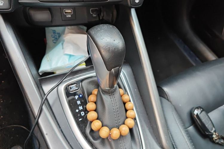 Used Hyundai Lafesta 2019 280TGDi Smart Speed Version China V Standard Gear Lever