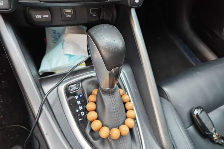 Used Hyundai Lafesta 2019 280TGDi Smart Speed Version China V Standard Gear Lever