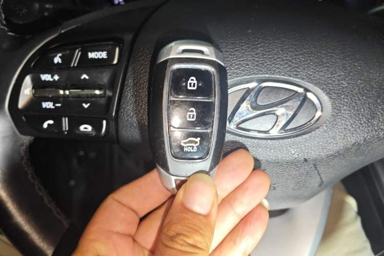 Used Hyundai Lafesta 2019 280TGDi Smart Speed Version China VI Standard Vehicle Key