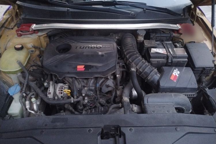 Used Hyundai Lafesta 2019 280TGDi Smart Speed Version China VI Standard Engine Bay