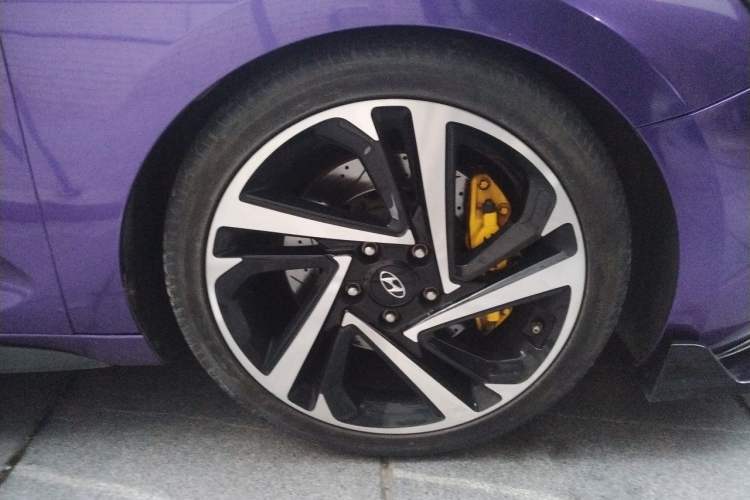 Used Hyundai Lafesta 2019 280TGDi Smart Speed Version China VI Standard Right Front Wheel Hub