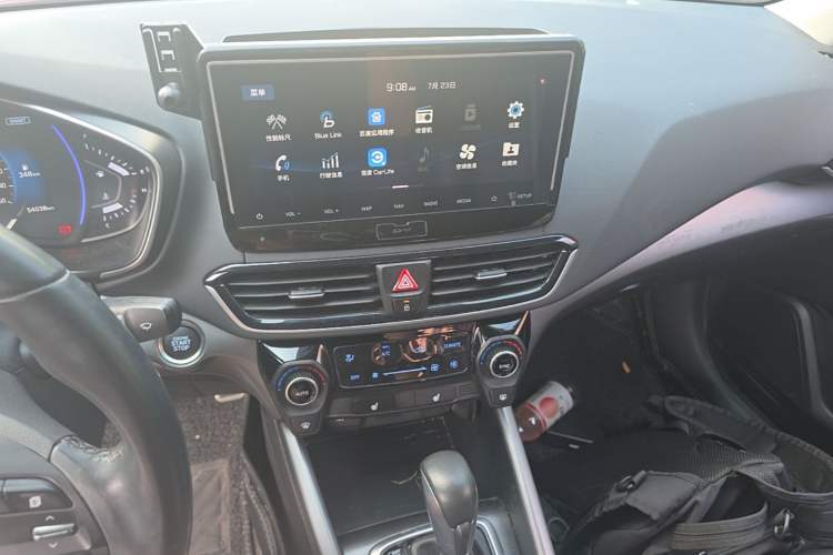 Used Hyundai Lafesta 2019 280TGDi Smart Speed Version China V Standard Audio And AC Panel
