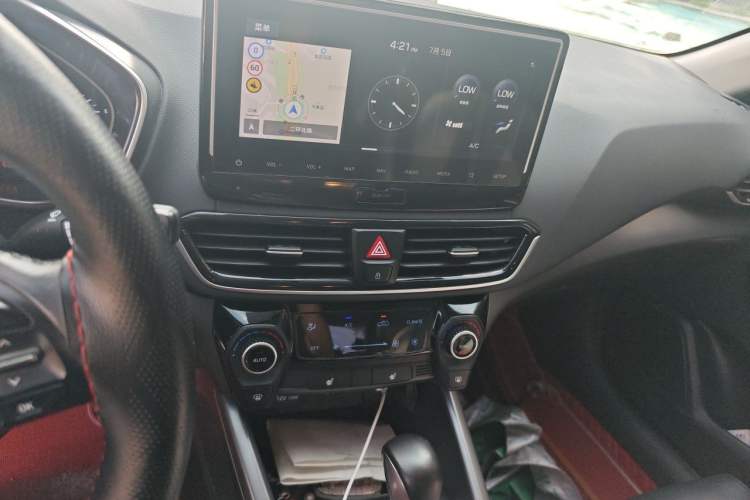 Used Hyundai Lafesta 2019 280TGDi Smart Speed Version China VI Standard Audio And AC Panel