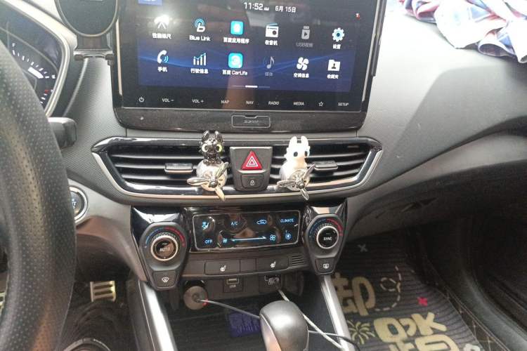 Used Hyundai Lafesta 2019 280TGDi Smart Speed Version China V Standard Audio And AC Panel