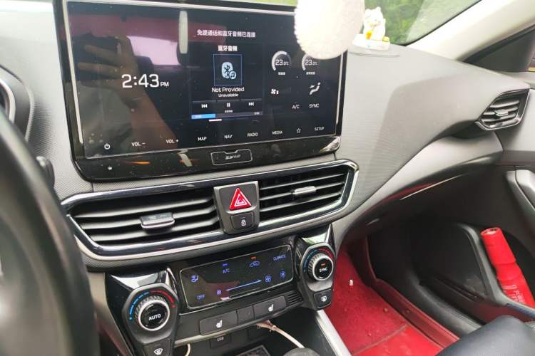 Used Hyundai Lafesta 2019 280TGDi Smart Speed Version China V Standard Audio And AC Panel