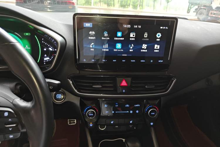 Used Hyundai Lafesta 2019 280TGDi Smart Speed Version China V Standard Audio And AC Panel