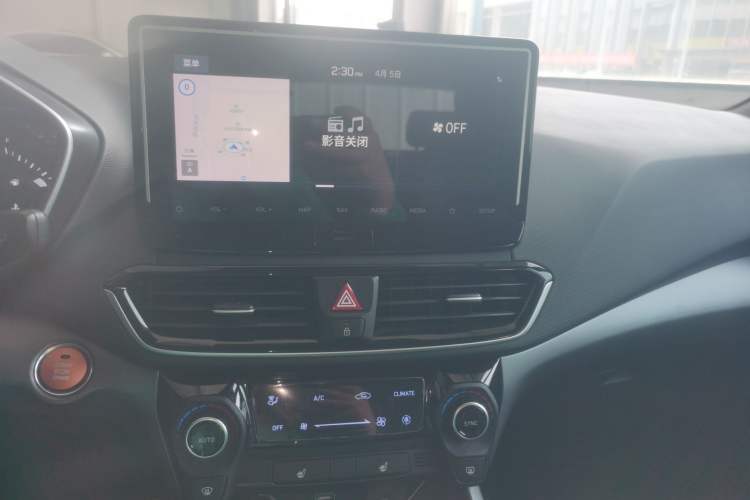 Used Hyundai Lafesta 2019 280TGDi Smart Speed Version China VI Standard Audio And AC Panel