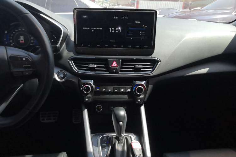 Used Hyundai Lafesta 2019 280TGDi Sport Edition China VI Audio And AC Panel
