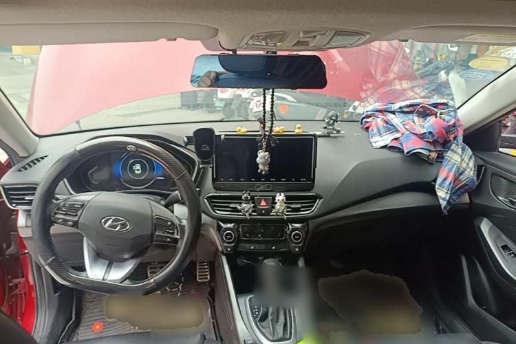Used Hyundai Lafesta 2019 280TGDi Smart Speed Version China V Standard Center Console