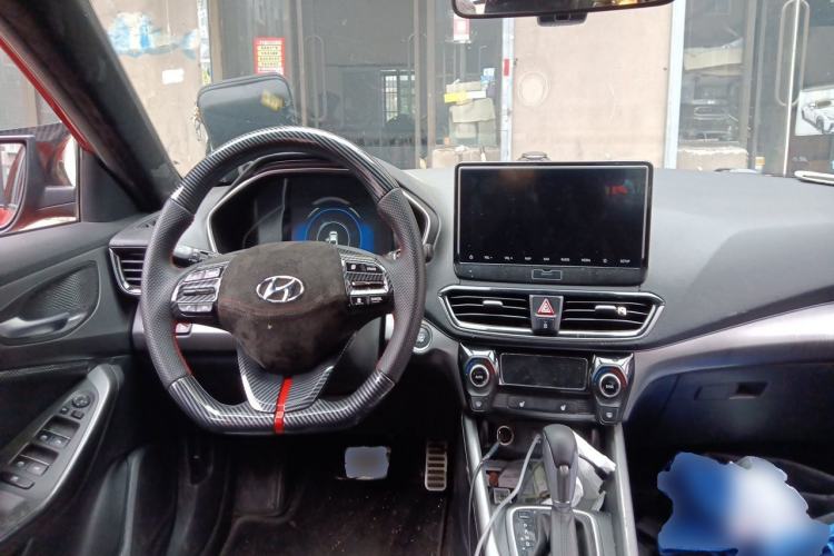 Used Hyundai Lafesta 2019 280TGDi Smart Speed Version China V Standard Center Console
