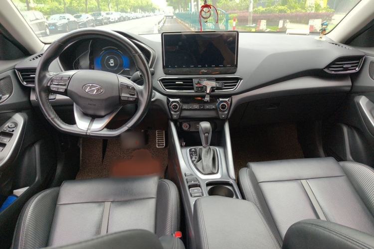 Used Hyundai Lafesta 2019 280TGDi Sport Edition China VI Center Console