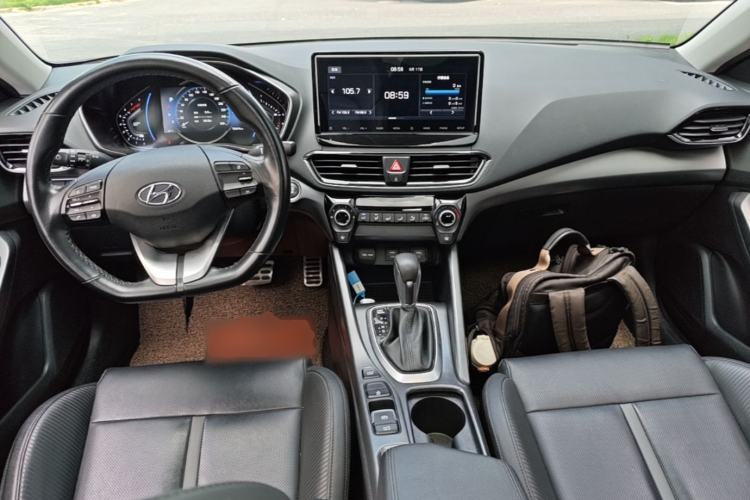 Used Hyundai Lafesta 2019 280TGDi Sport Edition China VI Center Console
