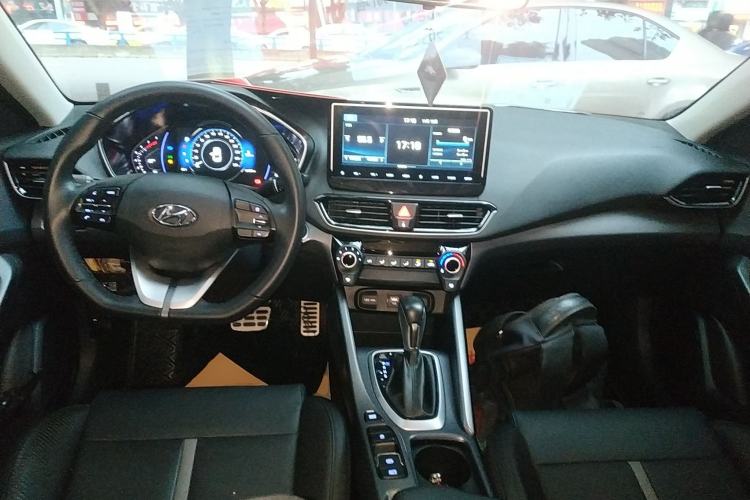 Used Hyundai Lafesta 2019 280TGDi Sport Edition China VI Center Console