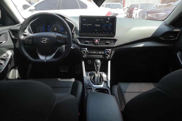 Used Hyundai Lafesta 2019 280TGDi Sport Edition China VI Center Console