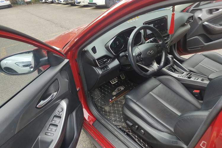 Used Hyundai Lafesta 2019 280TGDi Smart Speed Version China VI Standard Driver Seat