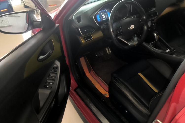 Used Hyundai Lafesta 2019 280TGDi Smart Speed Version China V Standard Driver Seat